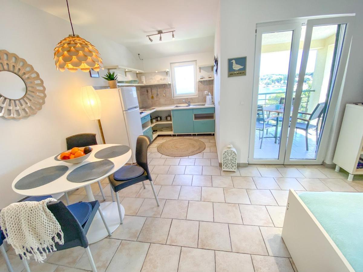 Eco Sunshine Apartments Lumbarda Exterior foto